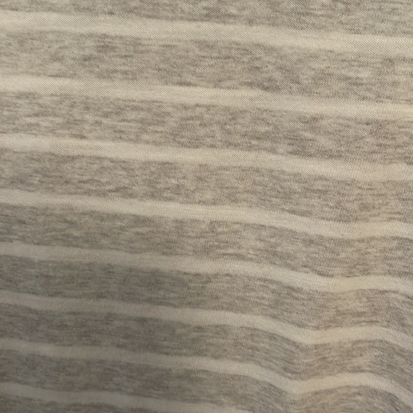 Old Navy XL 3/4 length boatneck top - Picture 4 of 4